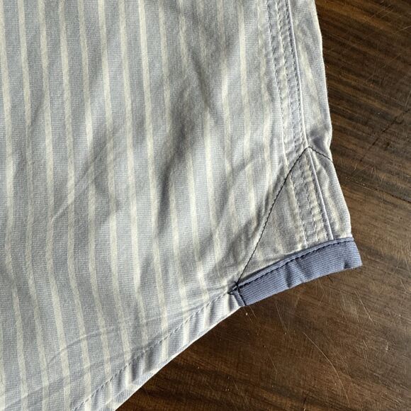 Banana Republic Mens Shirt Large Blue White Button Down Oxford Pocket Soft NWT - Picture 3 of 8